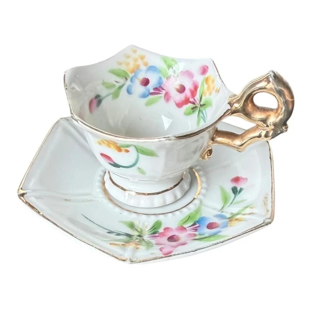 Occupied Japan Tea Cup Saucer Set Vintage‎ Hexagonal Floral Porcelain Gold Trim